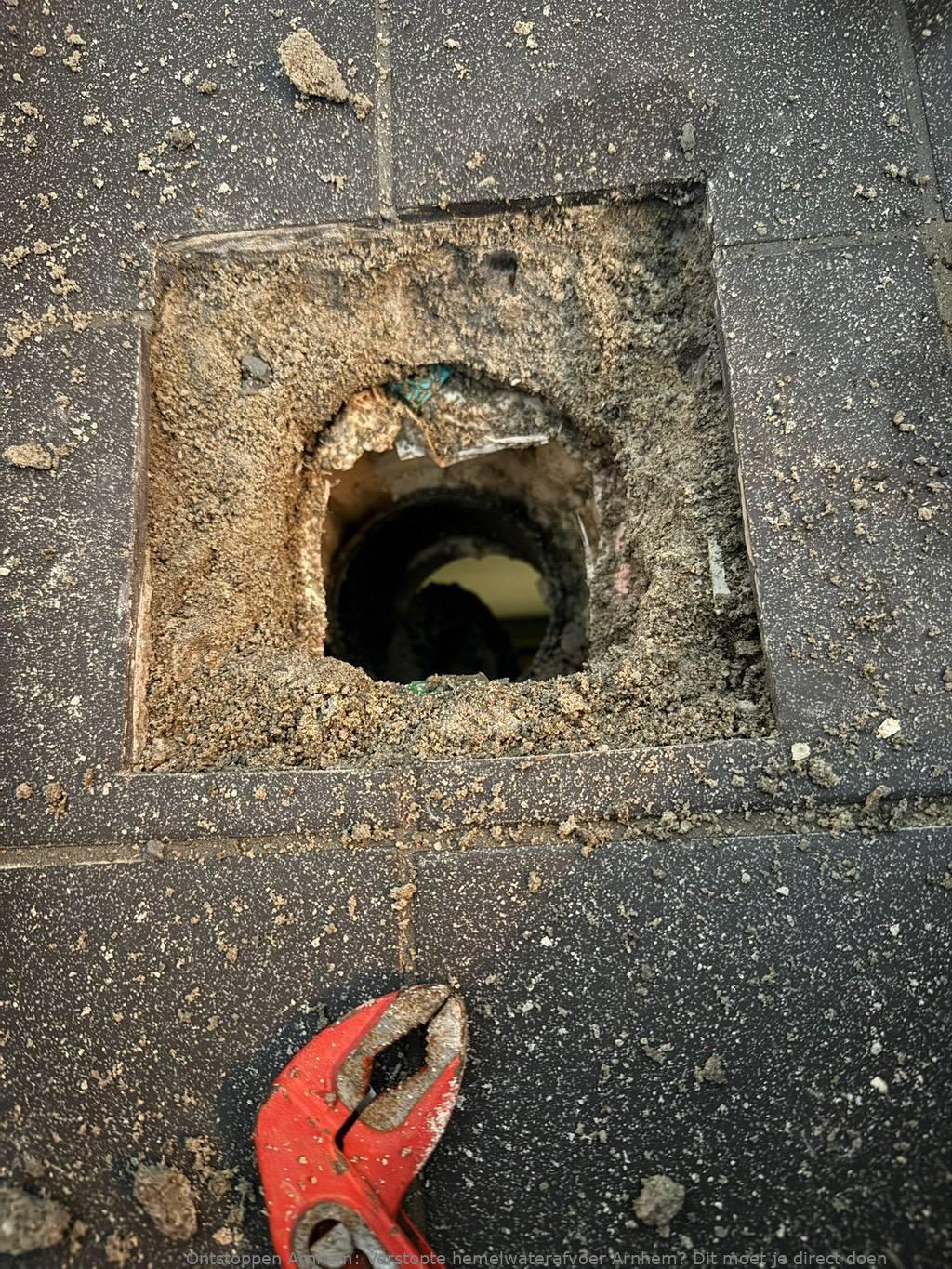 Verstopte hemelwaterafvoer Arnhem? Dit moet je direct doen